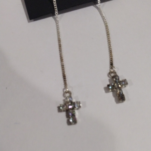 Threaders Silver tone Cross Pull Through 3-in Earrings - Women's Fashion Jewelry - Picture 5 of 7